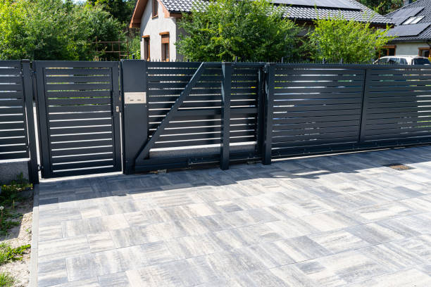Best Residential Driveway Paver Services  in Bakersfield Country Clu, CA