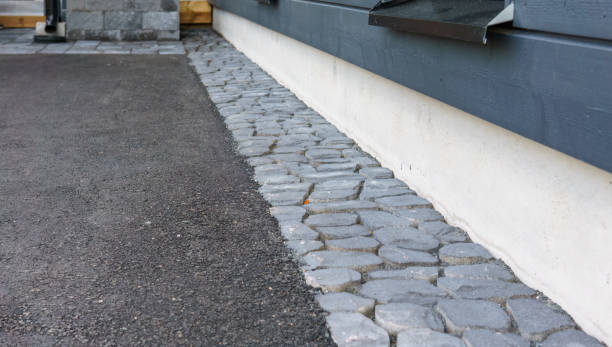 Best Best Driveway Pavers  in Bakersfield Country Clu, CA